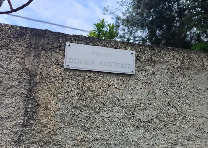 Hotel Sherifaj